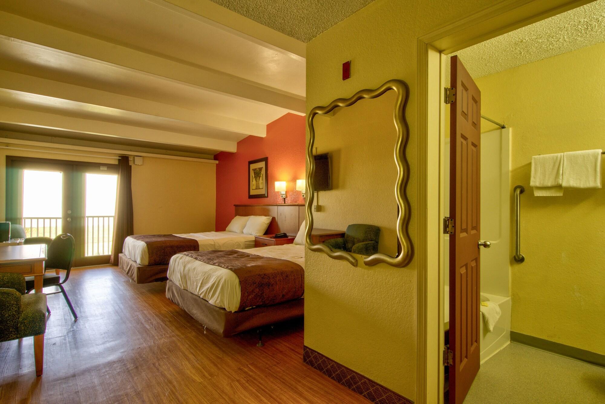 Clearwater Hotel Exterior foto